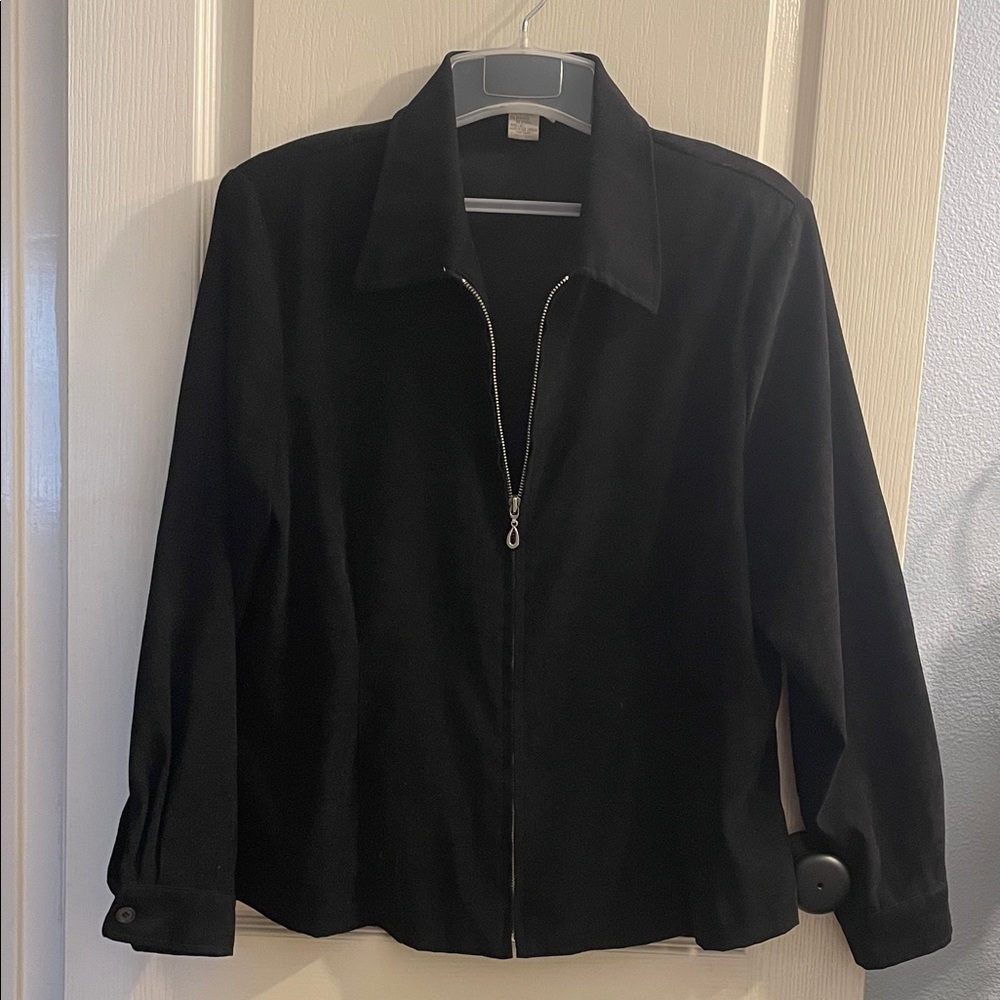 dressbarn Classic Black Zip up Shirt Jacket (shacket? 😀 )